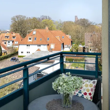 Probsteier Platz Windsurfer Laboe