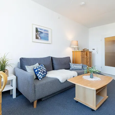 Probsteier Platz Windsurfer Laboe